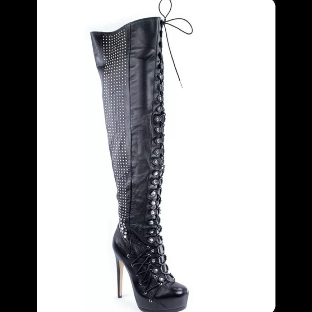 ISO Madonna Cardella Boots